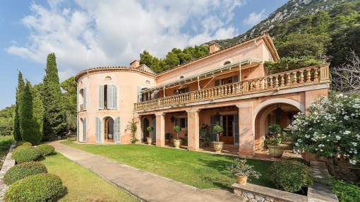 Traditional property in a charming environment Traditional property in a charming environment